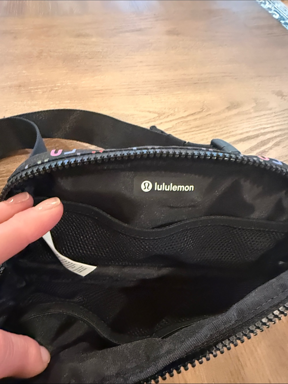 Lululemon Multicolor 'LU' Logo Everywhere belt bag. - Picture 7 of 7